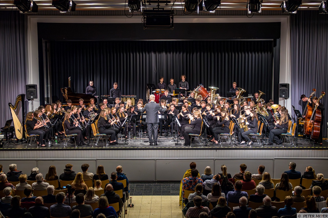 Frühlingskonzert 2024 Groß